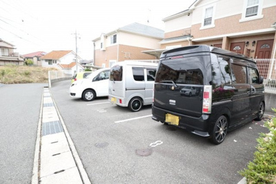 【駐車場】 | ルマージュ神戸2番館 | 駐車場