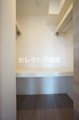 【収納】 | アイ・アイマンションⅡ | 【アイ・アイマンションⅡ】Ⅱ302 ウォークインクローゼット