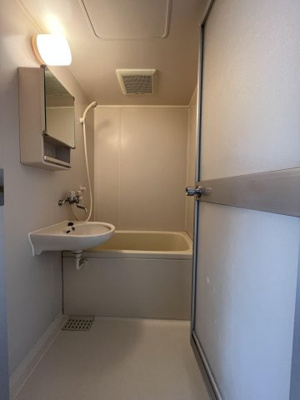 【浴室】 | フジコーポラスⅠ | 別号室の写真になります。現況優先。