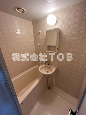 【浴室】 | チェリーパーク | ※同物件別号室参考写真※