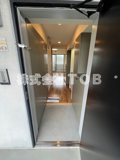 【玄関】 | チェリーパーク | ※同物件別号室参考写真※