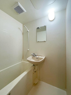 【洗面所】 | オルベージュ大楠 | 別号室の写真になります。現況優先。