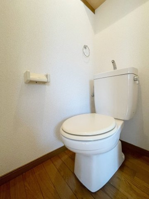 【トイレ】 | ハーバーヒルズⅡ | 別号室の写真になります。現況優先。