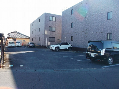 【駐車場】 | ヒーローマンション城南 A