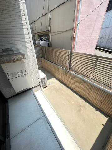 【バルコニー】 | アルバトロスⅠ | 別号室の写真になります。現況優先。
