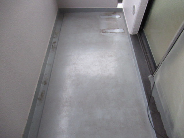 マノワールINOのバルコニー