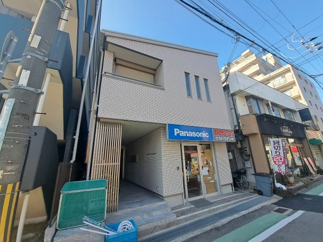 ネスト甲子園の外観