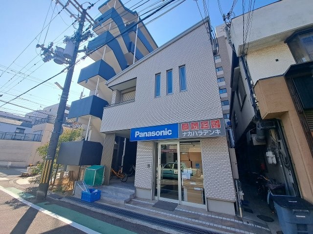 ネスト甲子園の外観