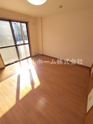 【居間・リビング】 | みどり荘 | イメージ写真です。
