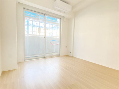 【居間・リビング】 | レジデンシャルジェム七隈 | 別号室の写真になります。現況優先。