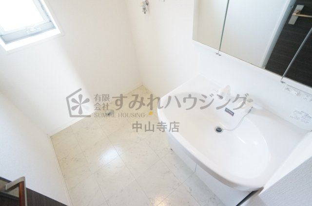 シャーメゾンアトラの洗面所