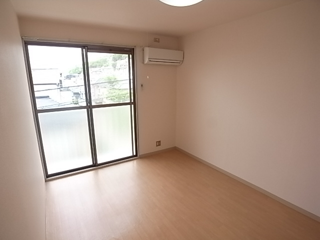 ホーミー前田の居間・リビング