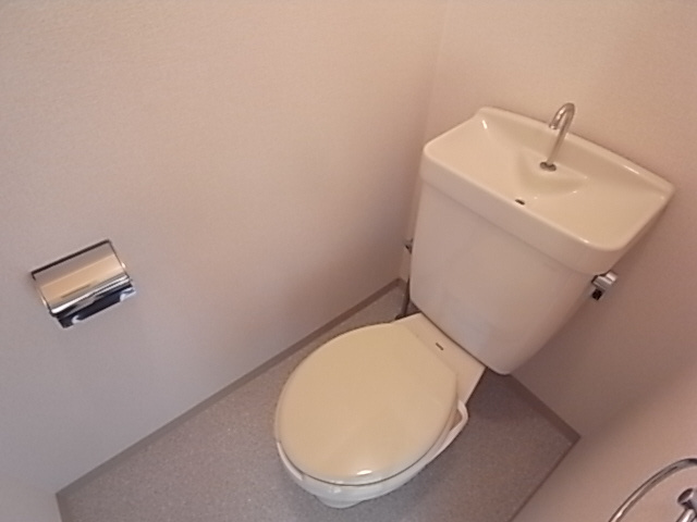 ホーミー前田のトイレ