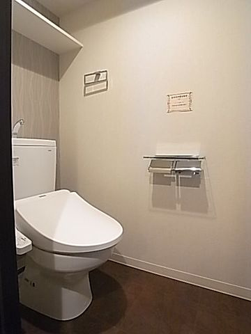 神戸海岸通　萬利Residenceのトイレ