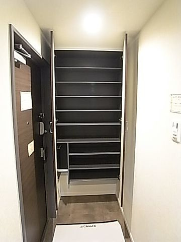 神戸海岸通　萬利Residenceの収納