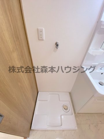 【設備】 | 　ロイヤルハイツ三喜 | 室内洗濯機置き場です