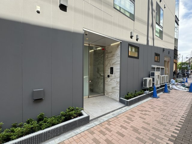 JPE赤羽のエントランス