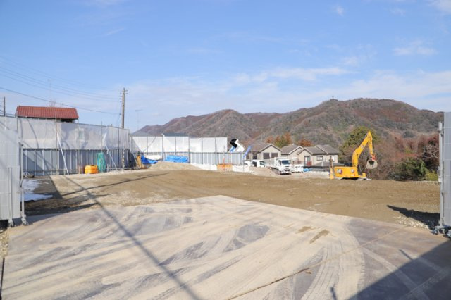 【外観】 | 家を建てる前提で土地を探している場合、地盤の丈夫さは譲れない条件の一つです。地盤が脆弱だと追加工事が必要となります。また、過去に地盤沈下や液状化現象を起こした土地は、できるだけ避けた方がいいでしょう。
