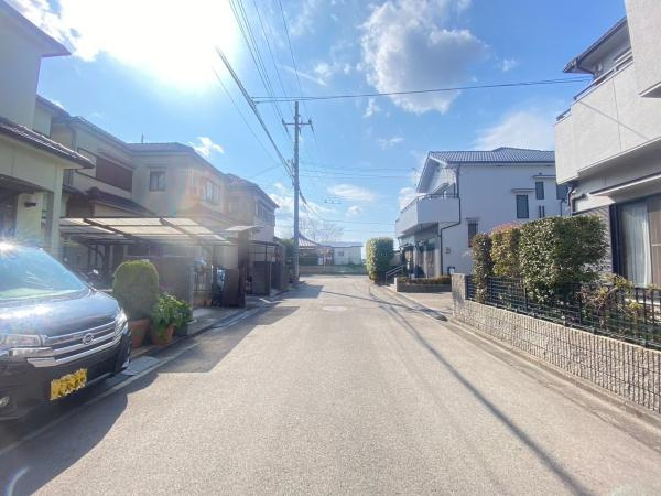 和歌山市延時　中古戸建の前面道路含む現地写真