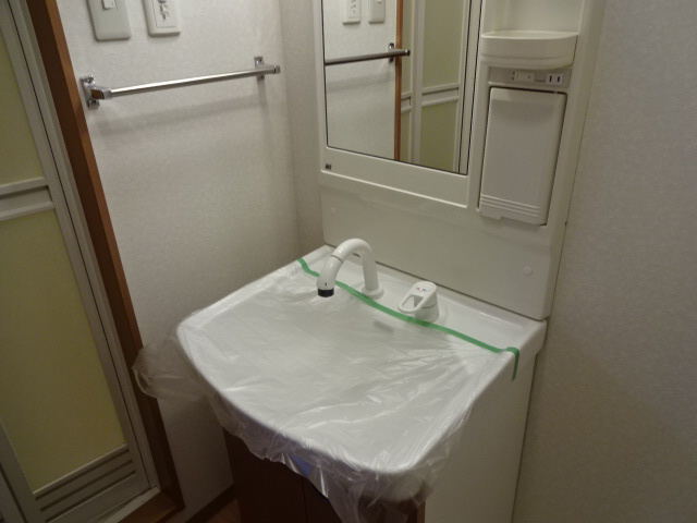 ヴェルジュール御着の洗面所