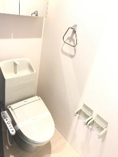 【トイレ】 | ラ・ルーフ | シャワー付トイレ