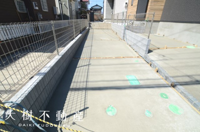 【駐車場】 | 海老名市国分寺台1丁目  新築戸建て　全２棟　【仲介手数料無料】