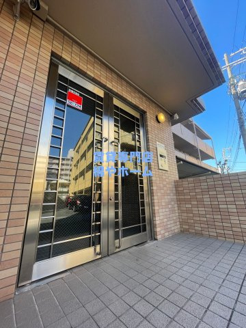 アロース我孫子東のエントランス|建物の内部です
