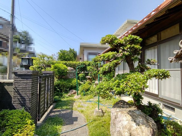 高知市福井町　中古戸建ての庭