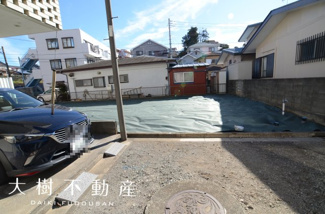 【前面道路含む現地写真】