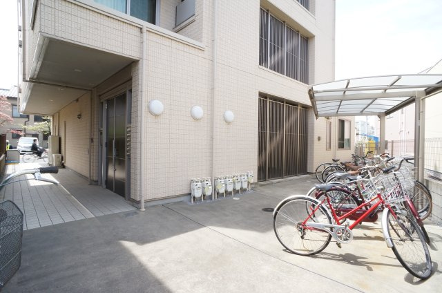アングレーヌのその他共用部分|駐輪場（バイクの駐輪は不可）