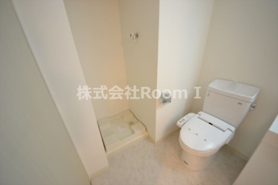 【トイレ】 | レジディア谷町 | シンプルで使いやすいトイレです