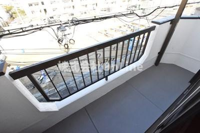 高砂町１丁目戸建賃貸のバルコニー