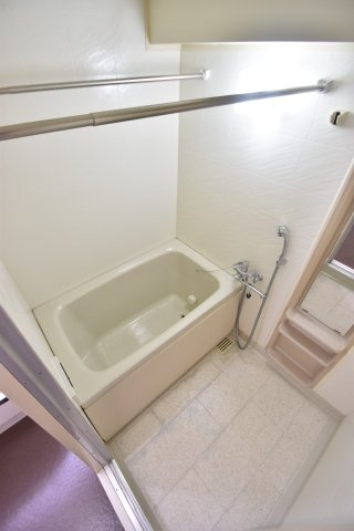 大阪市城東区関目１丁目の賃貸マンションの浴室