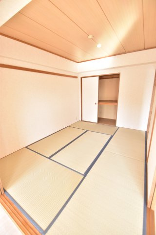 大阪市城東区関目１丁目の賃貸マンションの寝室