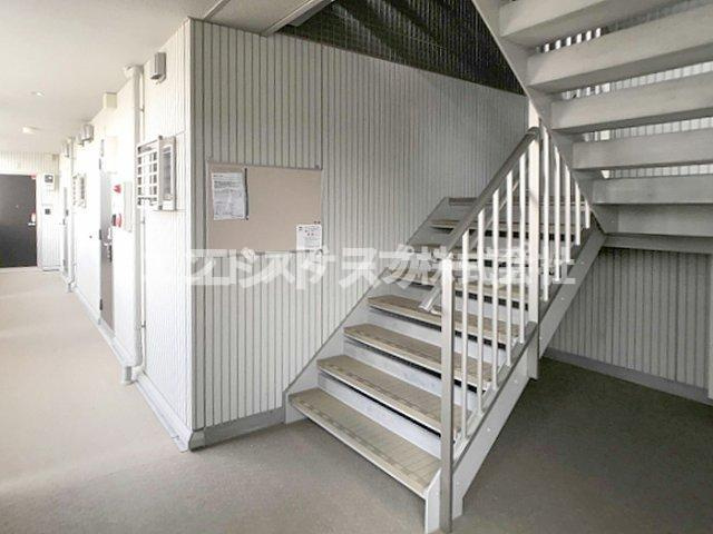 グラン・ブルーエスターテ矢中のエントランス|高崎、前橋、伊勢崎エリアのお部屋探しはエンドスケープまで！お客様の理想お聞かせ下さい♪