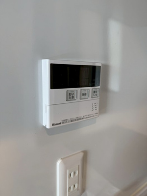 【設備】 | ビューテラス白鳥 | バスルームの浴室暖房乾燥機で外に干せないお洗濯物もすっきり乾きます♪雨の日のお洗濯もバッチリ！