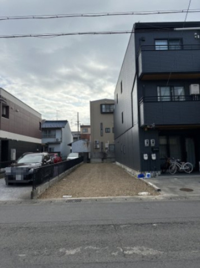 土地　新興町の外観