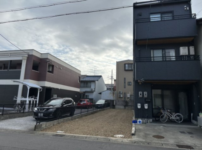 土地　新興町の外観