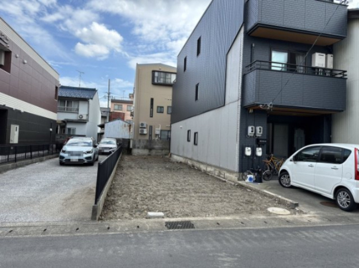 土地　新興町の外観