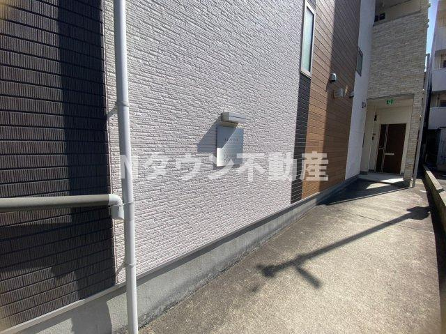 【エントランス】 | トレノハウス | ゆとりのあるエントランスです