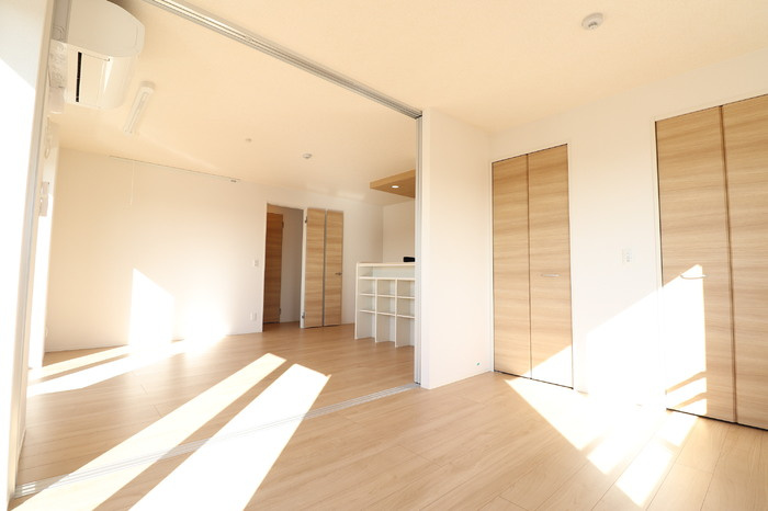 アベニール大倉山の居間・リビング