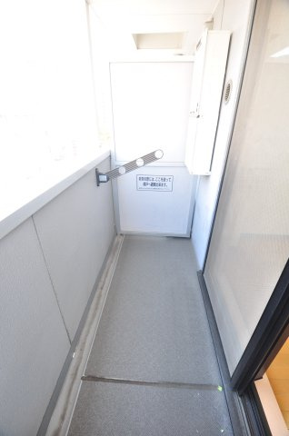 大阪市城東区蒲生４丁目の賃貸マンションのバルコニー