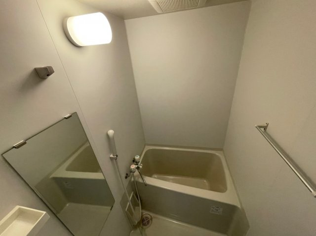 M’プラザ小阪駅前の浴室|コンパクトで使いやすいお風呂です