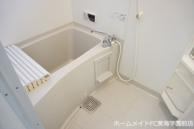 熊本市東区小峯３丁目のアパートの浴室