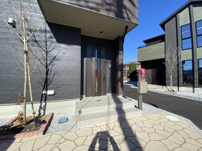 【玄関】 | 行田市深水町Ⅱ　戸建住宅 | ≪1号棟≫
現地(2024年1月撮影)