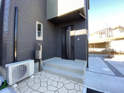 【玄関】 | 行田市深水町Ⅱ　戸建住宅 | ≪2号棟≫
現地(2024年1月撮影)