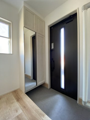 【玄関】 | 行田市深水町Ⅱ　戸建住宅 | ≪2号棟≫
現地(2024年1月撮影)