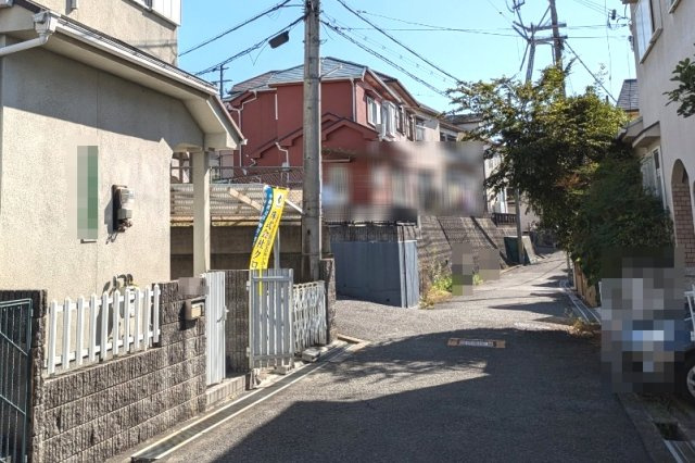 岸和田市流木町　戸建の前面道路含む現地写真