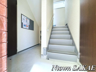 【ロビー】 | ハーモニーテラス高道町Ⅵ | 落ち着いたロビーです