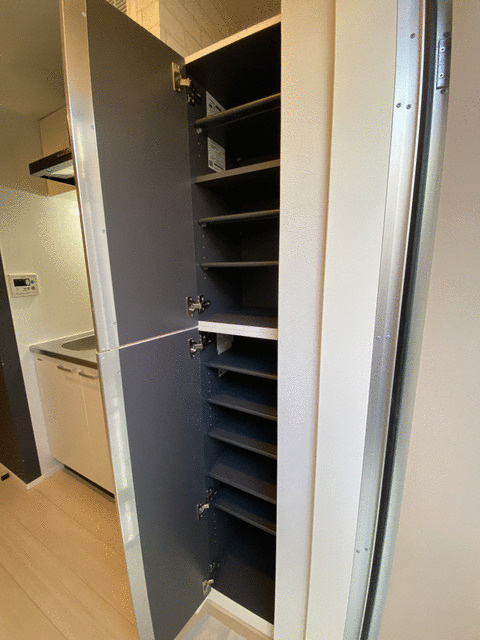 シューズボックス